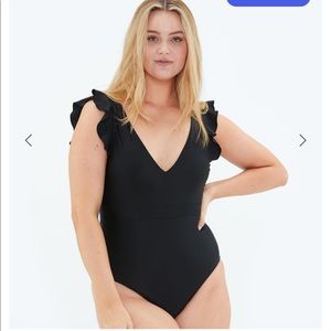 Summersalt black - backflip ruffle size 12